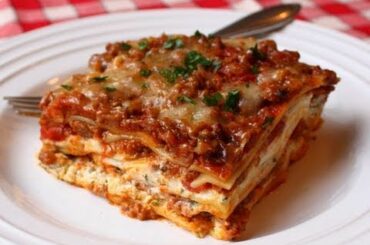 Lasagna Recipe - Beef & Cheese Lasagna - Christmas Lasagna Recipe
