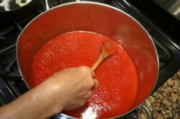 Italian Grandma Makes Sunday Sauce/Gravy with Meatballs