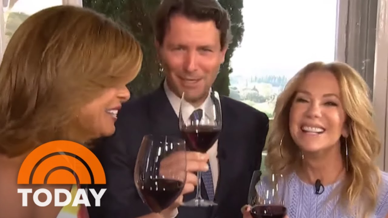 Italian Wine Connoisseur Salvatore Ferragamo On His Top Vinos & Pops A Bottle With A Knife | TODAY Italian Wine Connoisseur Salvatore Ferragamo On His Top Vinos & Pops A Bottle With A Knife | TODAY