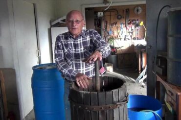 How To Make Homemade Wine