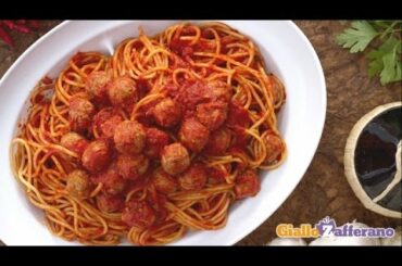 Spaghetti with meatballs - Italian recipe