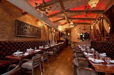 20 Italian Restaurant Interior Design Ideas for Furniture, Colors and Layout