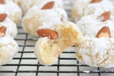 Italian Almond Cookies by Cooking with Manuela