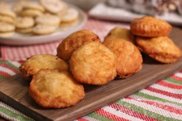 Ricotta Pizzette (Italian Street Food - Fried Pizzas) | Ep. 1313