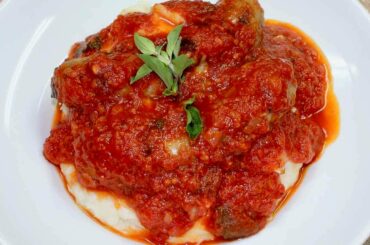 Italian Sausages in Sauce with Michael's Home Cooking