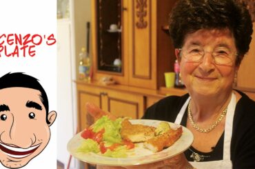 ITALIAN GRANDMA Makes CHICKEN CUTLETS (Cotoletta Recipe) | Italian Schnitzel Recipe