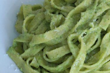 Quick Meals - Easy Italian Recipes - Easy Pasta Recipe - Pesto Recipe - Pasta Pesto
