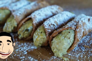 Italian Cannoli Recipe | How to make Cannoli Filling with Pistacchio