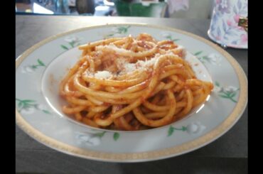 Bucatini all'Amatriciana Recipe | Simple Italian Recipes
