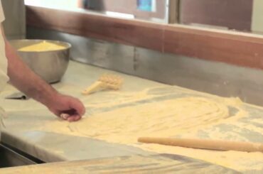 Italian food recipes: "pizza a metro"