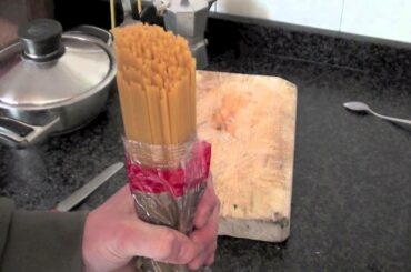 Cool Tricks How to open a box of spaghetti !!! ITALIAN RECIPES