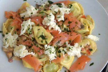 Quick Meals - Easy Italian Recipes - Easy Pasta Recipe - Pasta Alfredo Recipe