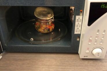 Easy eggplant "a funghetto" in cooking in jar