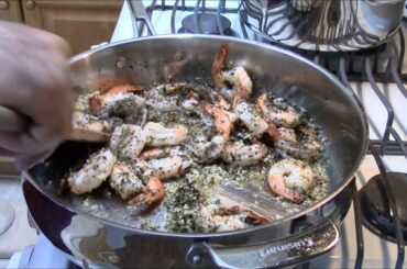Italian Food  How To Make Garlicky Prawns And Pasta With Mushrooms In A Fast Down And Dirty Alfredo
