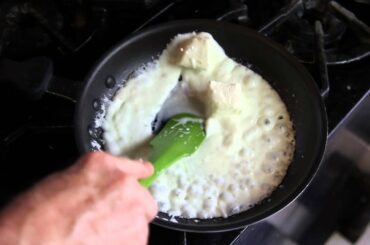 Fettuccine With Cream Cheese Garlic Sauce : Italian Cooking