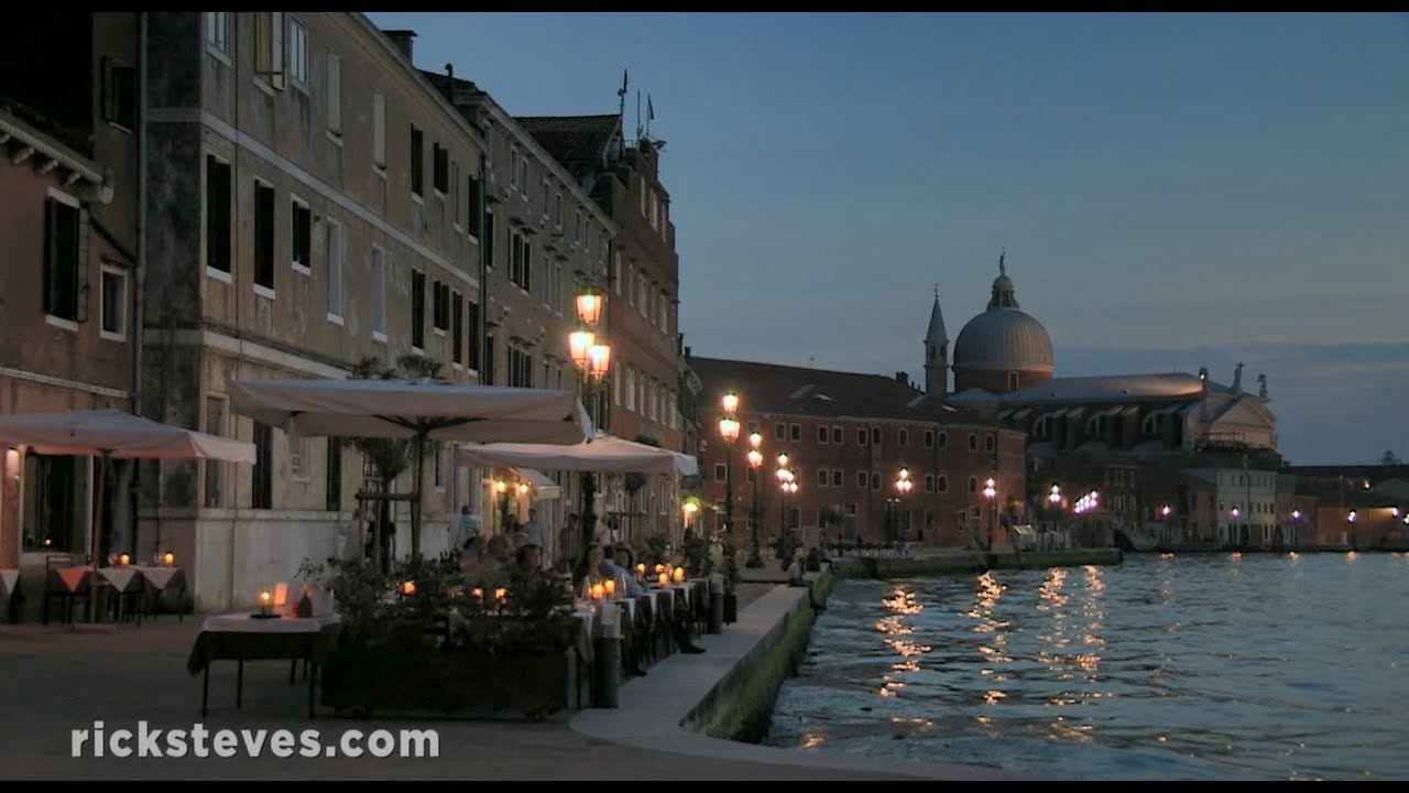 Venice, Italy: Romantic Canalside Dining Venice, Italy: Romantic Canalside Dining