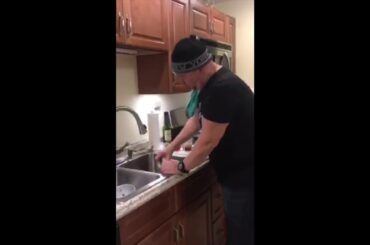 Italian Cooking Guy  - Learn How to Make Escarole and Beans