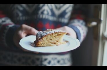Apple-Loaded Italian Cake - Hortus Natural Cooking
