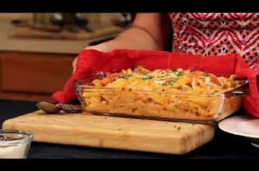 Penne With Cheese & Tomato Sauce : Italian Cuisine