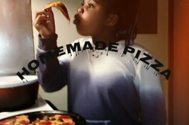 Homemade pizza cooking with Jada #triplejfamily