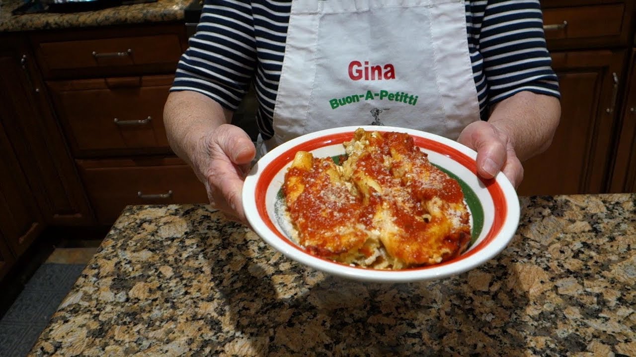 Italian Grandma Makes Manicotti Italian Grandma Makes Manicotti