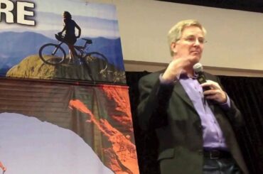 Rick Steves talks about dining in Italy