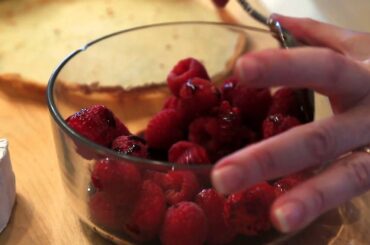 Recipe for Crepes With Brie & Raspberries : French & Italian Cooking