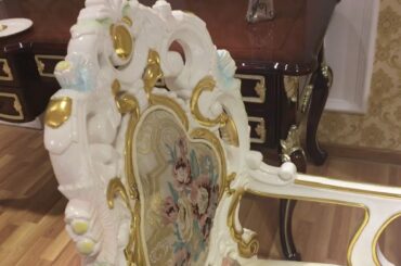 OE-FASHION luxury Italy style Dubai style dining table and chairs set from Foshanmanufacturer