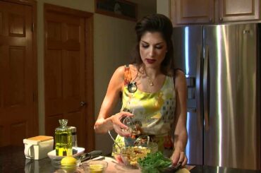 Italian Cooking : Arugula Pasta Salad