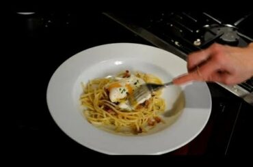 Recipe for Carbonara Poached Eggs With Truffle Oil & Pasta : Italian Cooking