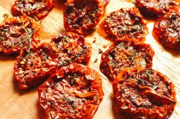 Simple way to make dried tomatoes by Rommy's Recipes