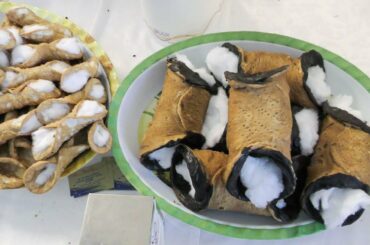Huge Cannoli, Baba' and More from South of Italy. Italian Street Food