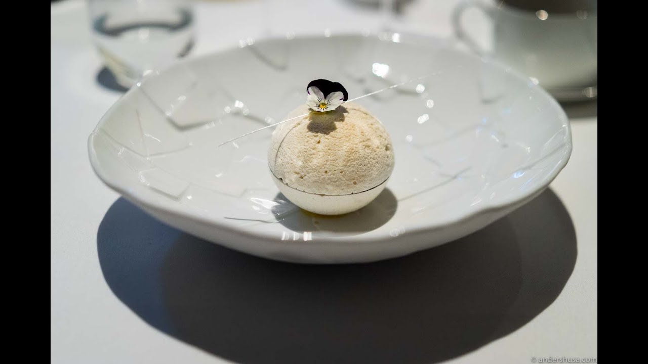 Travel Back in Time to Lavish French Luxury Dining – Restaurant À L'aise in Oslo Travel Back in Time to Lavish French Luxury Dining – Restaurant À L'aise in Oslo