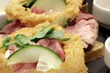 Dining on Viking Sky