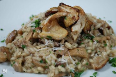 Risotto with Porcini Mushrooms - italian recipe