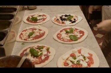 Italian Street Food - Woodfired Pizza in Florence - Italy