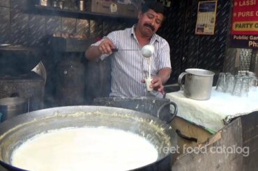 Famous Satyanarayana Milk House in Hyderabad Public Garden | Milk Recipes | Street Food Catalog