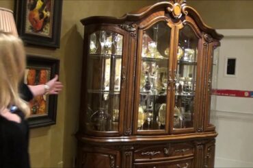 Bella Veneto Rectangular Dining Room Set in Cherry by Michael Amini Furniture