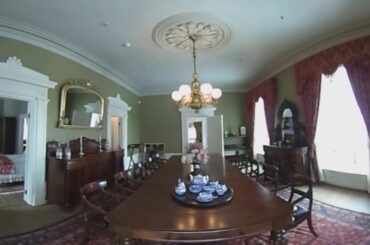 Manoir Papineau - 360 dining room view