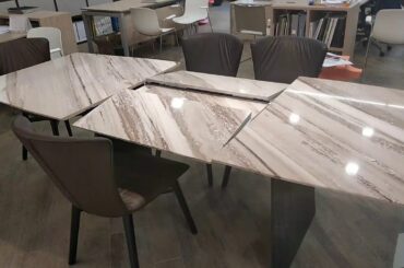 Draenert Fontana dining table with extension mechanism