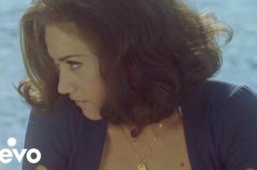 Gwen Stefani - Cool (Official Music Video)