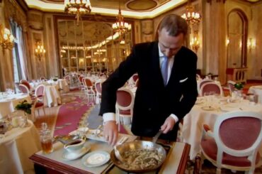 The Ritz Dining Room   The First Master Chef׃ Michel Roux on Escoffier