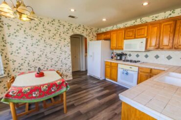 Tuscan under the Sun Country Living: 801 W PARK, Cedar Park, TX $397K Seller Finance Dueño a Dueño