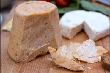 Vegan Cheese Tasting at iVegan Grocery Store // Rome