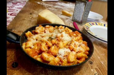 How to make Gnocchi with Tomato Sauce | Pasta Grannies
