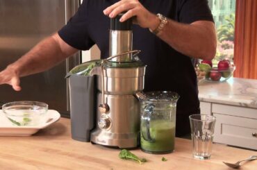 How to Make Mean Green Juice at Home with Joe Cross | Williams-Sonoma