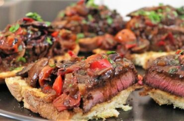 STEAK PIZZAIOLA RECIPE| COOKED IN A CAST IRON SKILLET|5 MINUTE RIZZI EATS