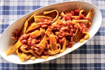 Pasta Grannies discover Gina's stuffed tagliatelle!
