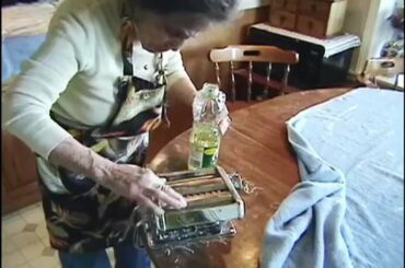 How To - Italian Cooking - Homemade Spaghetti