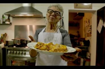 How to Make a Classic Lasagna | Pasta Grannies